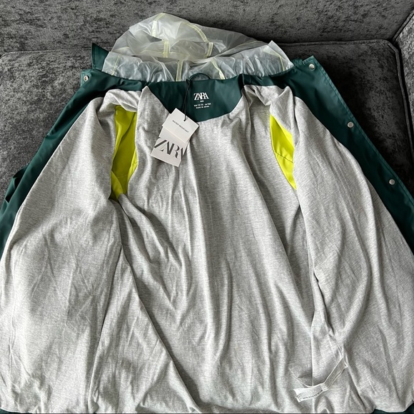 Zara Kids Cloudy Day Raincoat - Picture 6 of 10